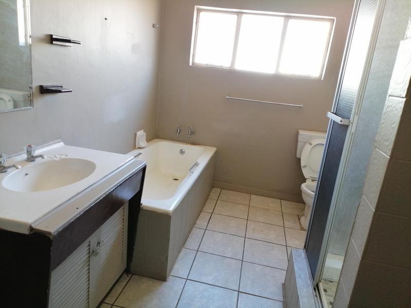 4 Bedroom Property for Sale in Odendaalsrus Free State